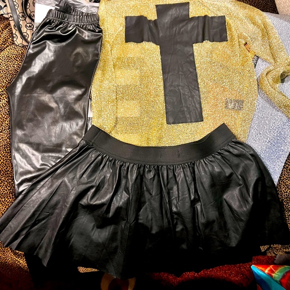 Women’s Shoes, Attire, Handbags - Picture 12 of 16